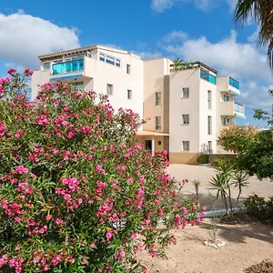https://apartamentos-catalina.balearic-islands.net